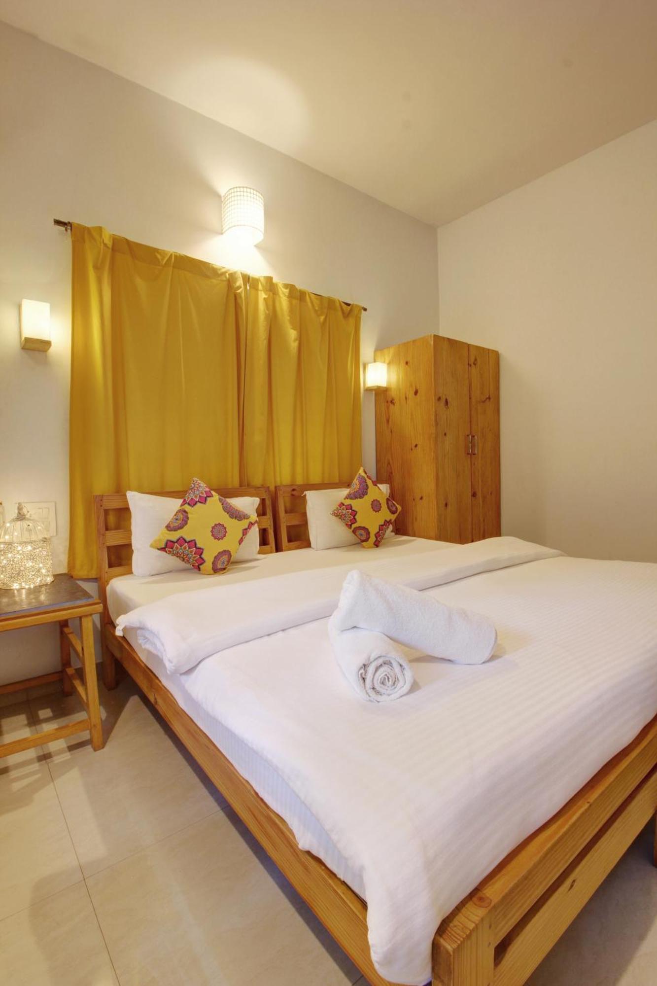 Genesis Abode - Cosy 2 Bhk Bungalow In Assagao マプサ エクステリア 写真